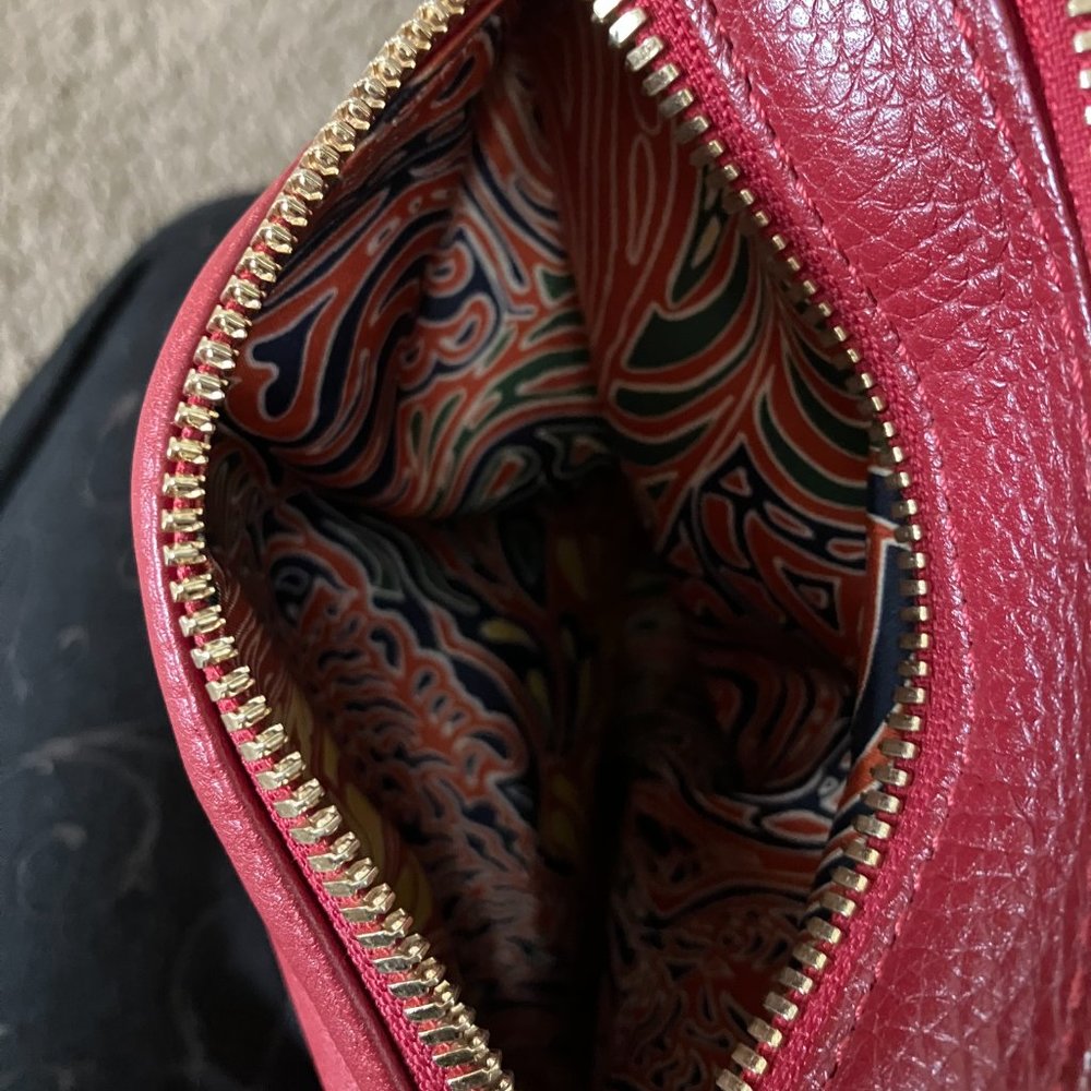 Samsonite Red Leather Purse - Picture 5 of 9